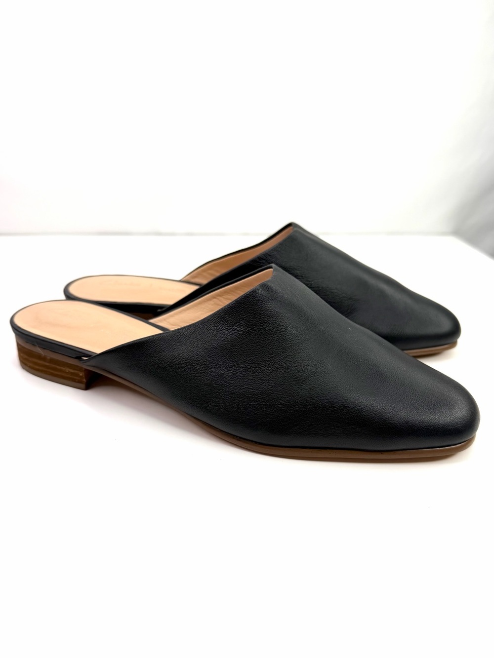 Clarks Black Leather Pure Blush Slip-On Mules